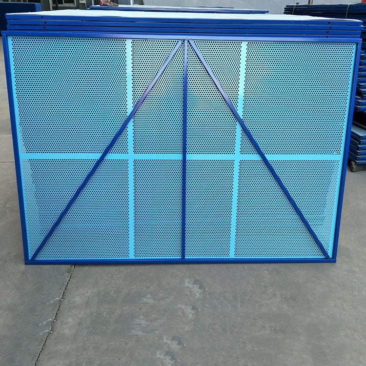 Quality Movable Perimeter Safety Screen, Scaffold Self-Climbing Safety Perforated Screen for sale