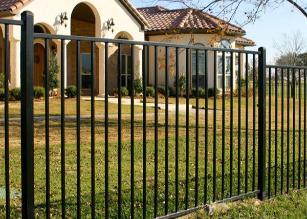 Quality CE PVC Coated Flat Top Iron Fence , 4ft High Outdoor Pool Fence for sale