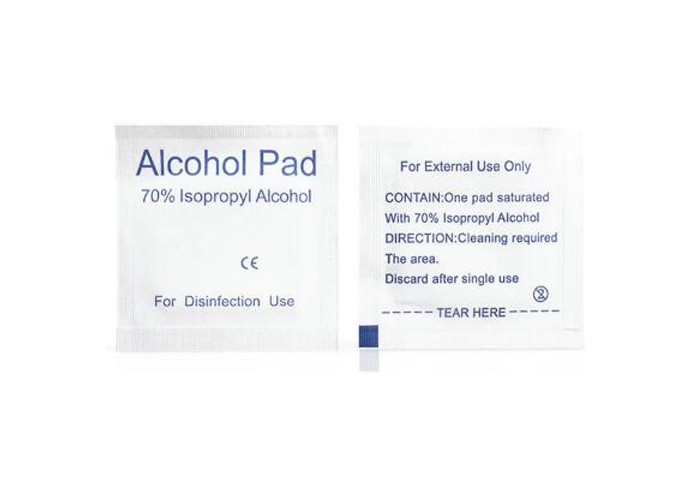 Quality Non - Woven 70% Isopropyl Alcohol Cleaning Wipes 65x30mm / 60x60mm For Skin Care for sale