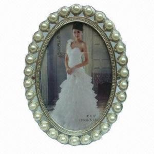 Quality 4x6" Metal Photo Frame with Zinc Alloy and Fake Pearls, Suitable for Wedding Favor Bridal Frame for sale
