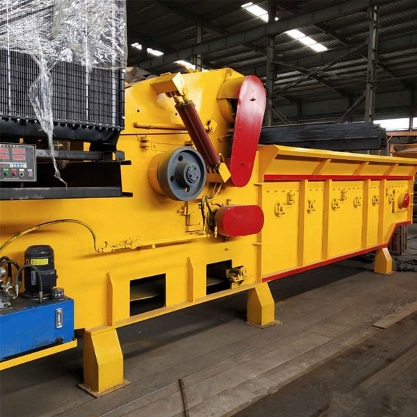 Quality Large 25t Ph  Mobile Waste Wood Crusher Machine for sale