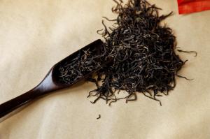 Quality Tender Shape Natural Organic Black Tea No Shred With One Or Two Leaves for sale
