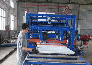 Quality Cold Chain Transportation Cold Room Refrigeration Panels Making Machine for sale