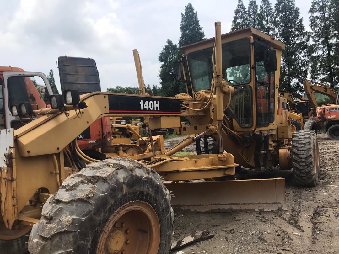 Quality Used CAT 140H Motor Grader In Excellent Condition/ Used Caterpillar 140H Motor Grader Made In Brazil for sale