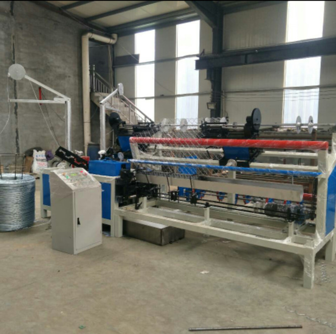 Quality 3m Full Automatic Double Wire feeding Chain Link Fence Making Machine for sale