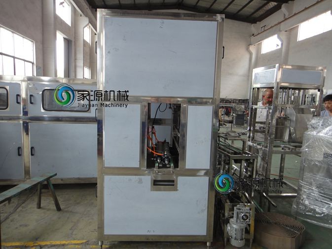 Quality Mineral Water Filling Machine for sale