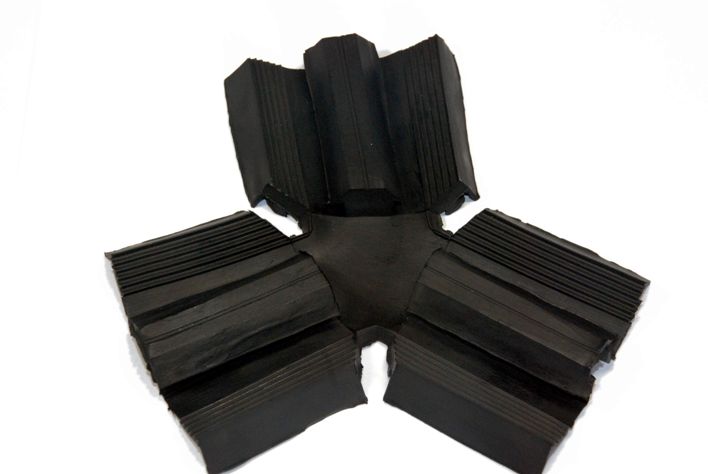 Quality Thermoplastic Seal Custom Molded Rubber Parts For Wood Windows Doors for sale