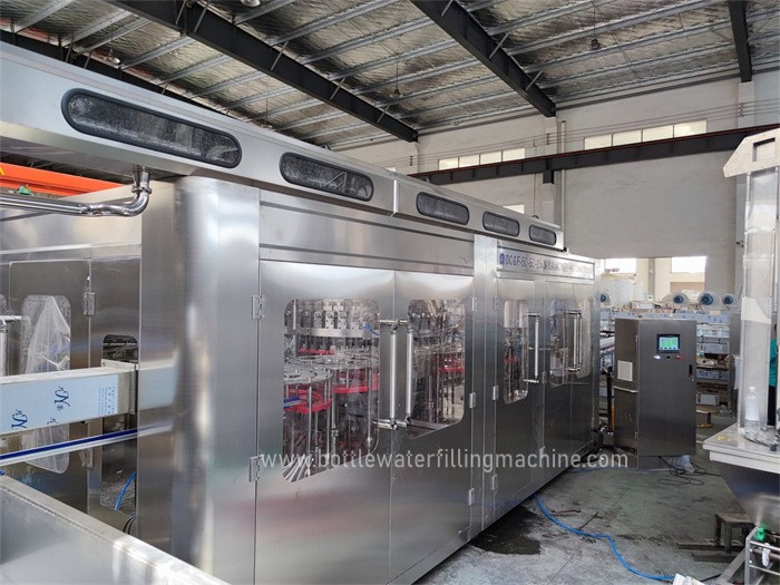 Quality Sparkling Water Carbonated Drink Filling Machine 4000BPH CSD Production Line for sale