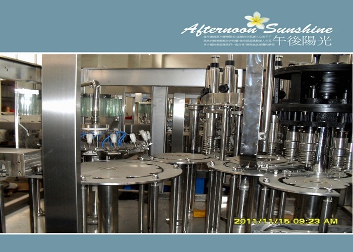 Quality Beverage Hot Filling Machine 3 In 1 Monoblock Rotary Filling Machines for sale
