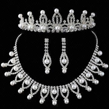 Quality Jewelry Set with Rhinestones/Pearl, Bridal Tiara Crown/Necklace/Earrings Set, Ideal Pearl Jewelry for sale