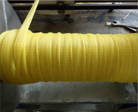 Mesh Net Protective Plastic Mesh Sleeve , Tubular Netting Sleeves Easy To Store