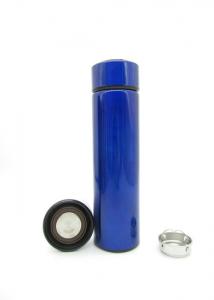 China Small Capacity Double Wall Vacuum Flask 500ml With Cup Lid Leak Proof on sale