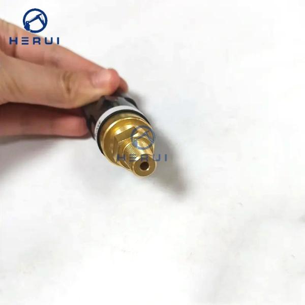 Excavator Accessories Pressure Sensor 22F-06-33430 for komatsu PC60-8 PC70-8
