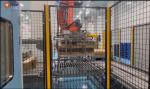 Pneumatic Robot Case Beverage Palletizer Machine Programmable Customized