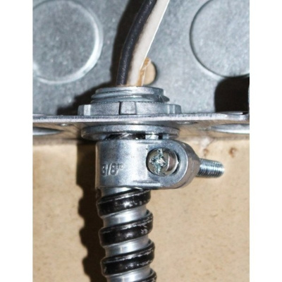 Galvanized Flexible Conduit Fittings EMT Conduit to Flexible Conduit Connector Combination Coupling