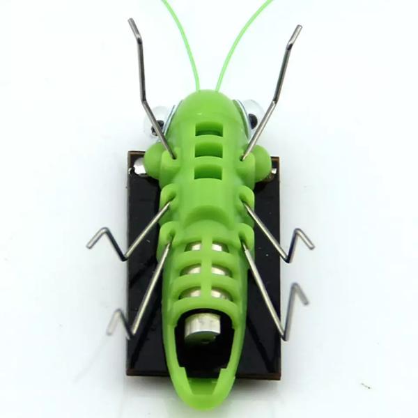 Educational Mini Solar Toys Plastic Locust Solar Powered Grasshopper Customized