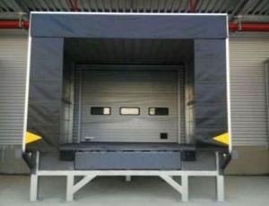 China Parcel Polyester Fabric Dock Seals and Shelters , Yellow Stripes for Loading and Unloading Area on sale