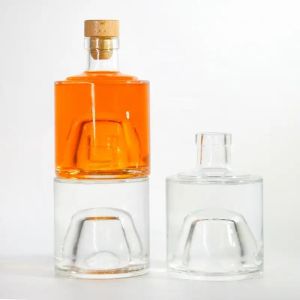Buy cheap 500ml 1 Liter Glass Liquor Bottles For Spirit Liquor Beverages from wholesalers
