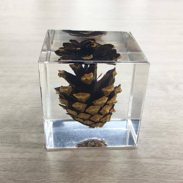 Factory Cheap Paperweights Custom Artwork Craft Clear Acrylic Block Crafts Acrylic Resin Crystal Paper Weight