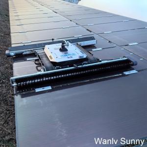 24V Operating Voltage Solar Panel Cleaning Robot with DC Motor and Rolling Brush Heads