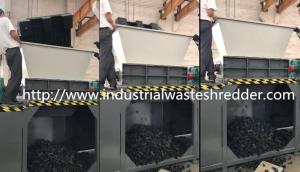 China Scrap Plastic Pallet Shredding Equipment Hydraulic Drive Customized Capacity on sale