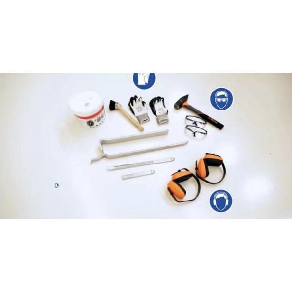 Heavy Duty 400 Ton Forklift Tyre Press Machine For Solid Tire Loading / Unloading On Sale