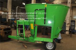 Quality Stationary Feed Mixer For Farm Animal Feeding Mixing Vertical Green Color for sale