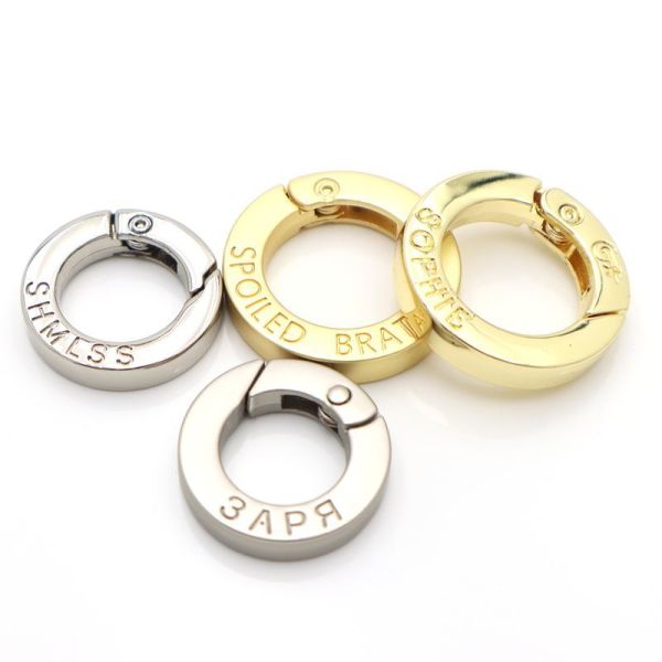 High Quality Small Flat Spring O Ring Customized Logo Metal Key Chain Clasp Carabiner