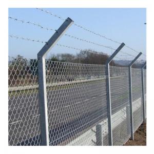 China 8ft Tall Waterproof Galvanized 8 Gauge Fabric Chain Link Fence for Trellis Gates on sale