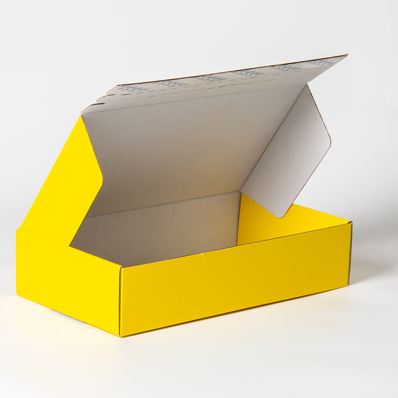 Custom Mailer Box With Tear Strip For Clothes Full Color Eco-Friendly Packaging Boxes