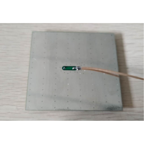 25*25*4mm Ceramic Patch Antenna With Ipex , Internal GPS GLONASS / GNSS Patch Antenna