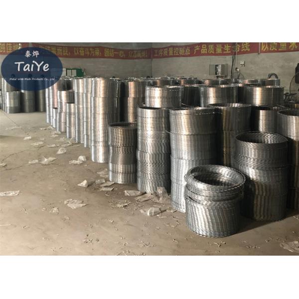 Halls 10 Meters Razor Barbed Wire Razor Protective Wire Fence Per Coil 10 Kg