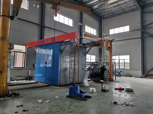 Buy High Capacity PLC Control System Shuttle Rotomolding Machine For Water Tanks at wholesale prices