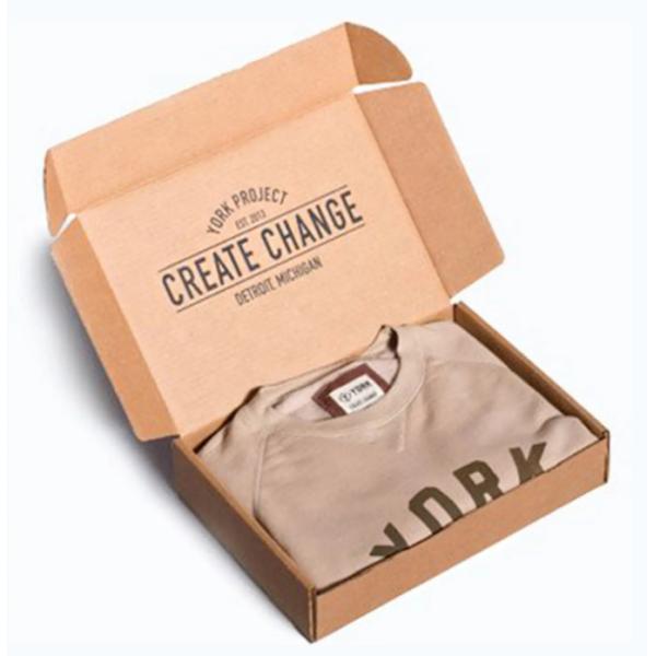 Foldable Corrugated Paper Custom T Shirt Packaging Box Recycled Embossing