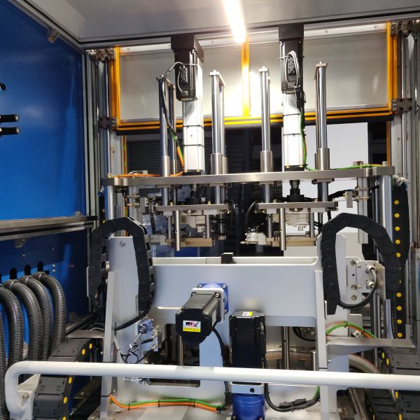 High-accuracy Infrared Hot Plate Welding Machine with 220V 50HZ and 1 Year Warranty for Plastic Welding