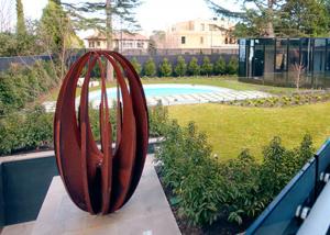 Quality Various Size Hollow Corten Steel Sculpture Rusty Metal Garden Ornament Egg Shaped for sale
