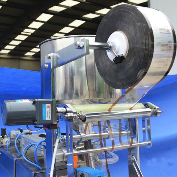 Fully Automatic Sauce Packing Machine Four Sides / Pillow Seal Type 30-50 bags/min