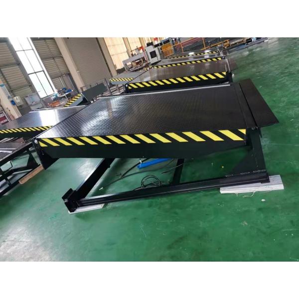 25000LBS Loading Dock Leveler Noiseless Steel Structure Loading Bay Dock