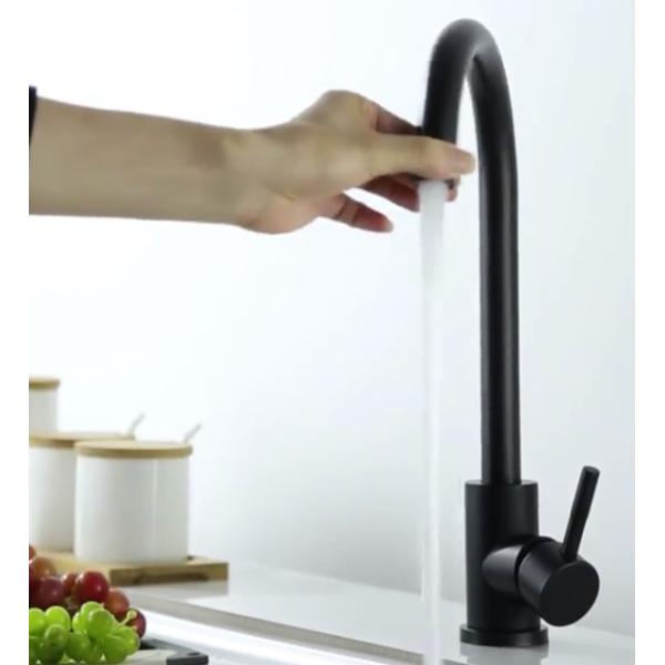 Black Baking Varnish Cold SUS304 Hot Water Kitchen Faucet