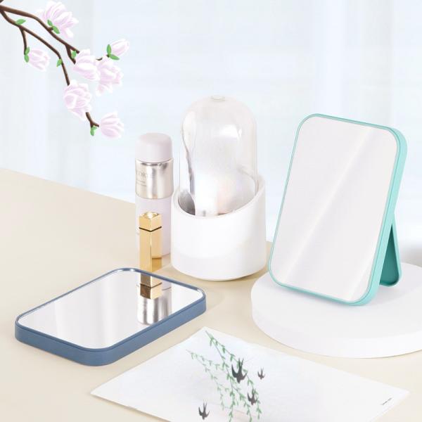 Customized Makeup Mirror for Beauty Salons Professional and Customizable Design