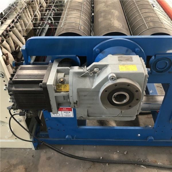 PLC Light Full Automatic Wire Mesh Welding Machine High Output