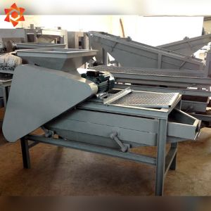 Compact Structure Peanut Processing Machine Palm Kernel Cracking Machine