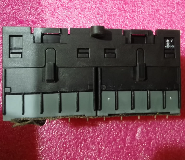 VB6-30-01 ABB Vacuum contactor Medium-voltage power distribution systems industrial applications