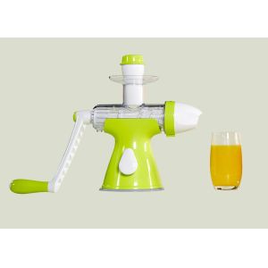 Quality Hand Operated Cold Press Juice Maker , Slow Masticating Juicer No Noisy for sale