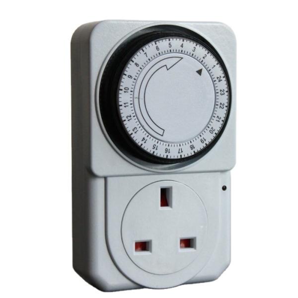 Buy 220V Programmable Grounded Plug In Timer socket at wholesale prices