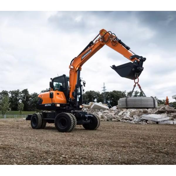 Max Dumping Height 4065mm Used Doosan Excavator with and Arm Length 2.9 Meters