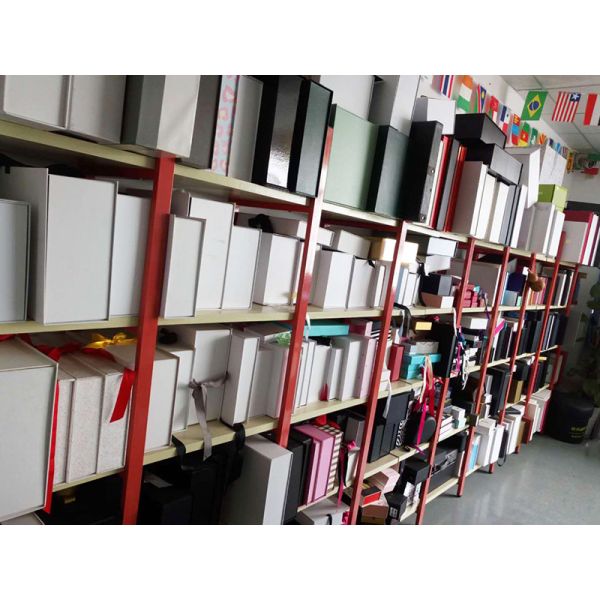 Ribbon Closure Open Custom Printed Shipping Boxes White Paperboard Folding