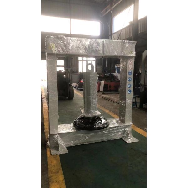 High Quality 160Tons Forklift Tire Press Machine TP160 For Disassembling Solid Tires