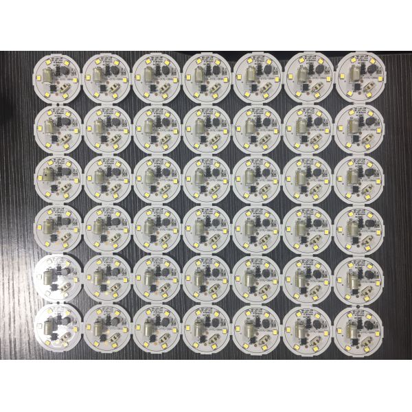 Diameter 40mm 100lm Ra80 AC LED Module 5W Power custom Round Shape