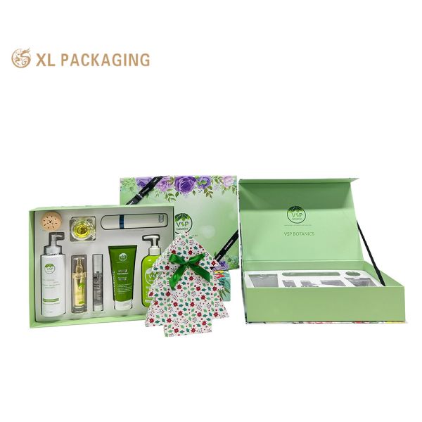Eco-Friendly Custom Magnetic Gift Box with Ribbon for Skincare